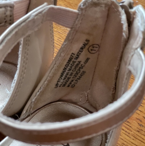 Self Esteem beige toe flats - Picture 2 of 6